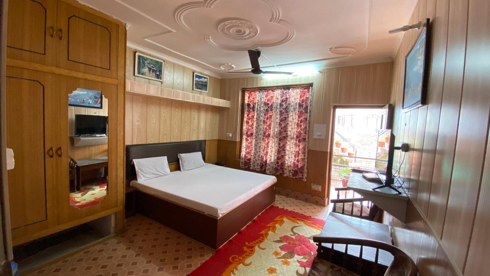 Hotel Ekant Lodge McLeod Ganj Exterior photo